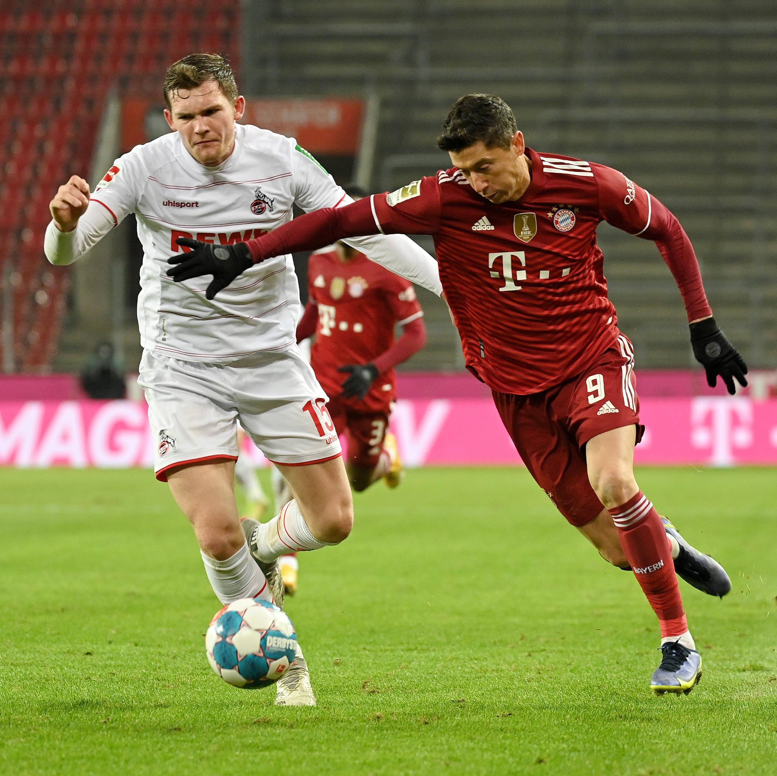 爱游戏官网网页版入口-莱万多夫斯基重要时刻险胜，拜仁带队取胜！赛场气氛高涨-爱游戏官网网页版入口